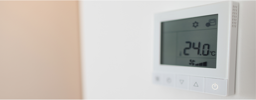 How to install a room thermostat ?
